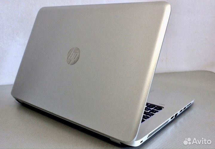 Большой HP envy 17,3-FHD/Core-i5/RAM 8/1,5 Тb