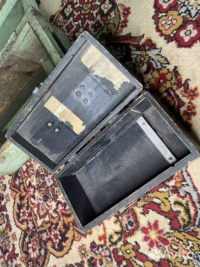 Ящики старинные