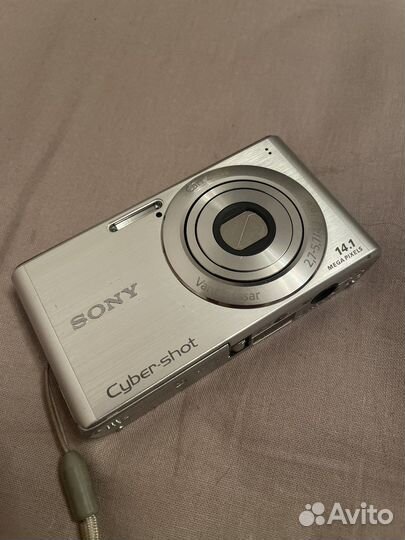 Компактный фотоаппарат Sony Cyber-shot DSC-W530