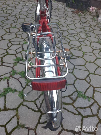 Велосипед красный