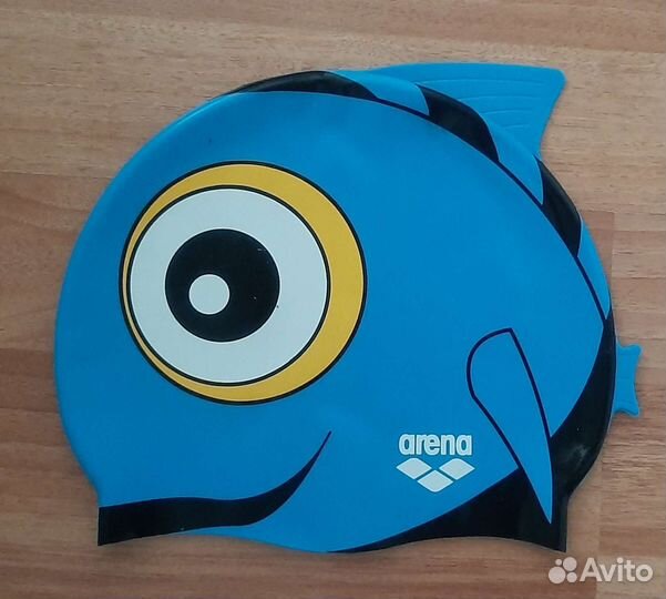 Шапочка Arena, жилет для плавания и нарукавники