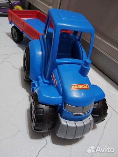 Синий трактор полесье