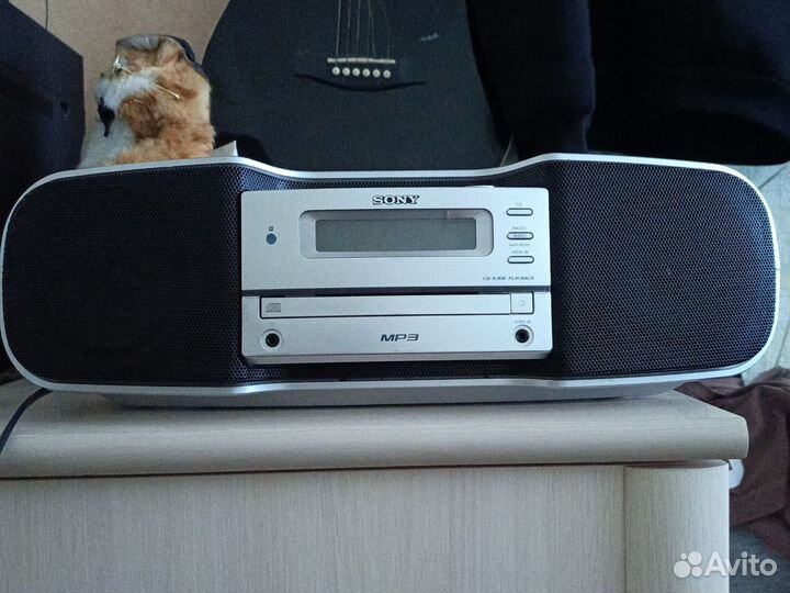 Бумбокс sony zs 550cp