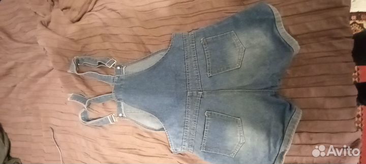 Джинсовый комбинезон для девочки