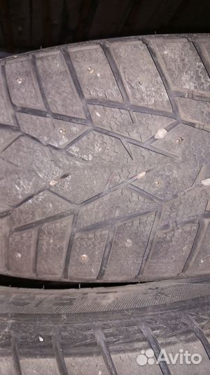 DoubleStar DW01 215/60 R17 96T