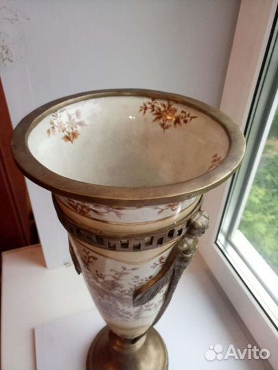 Ваза напольная бронза