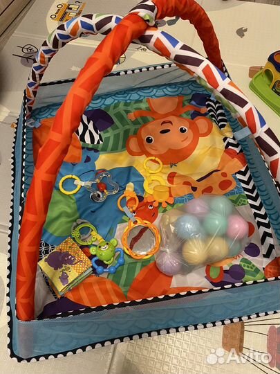 Развивающий коврик