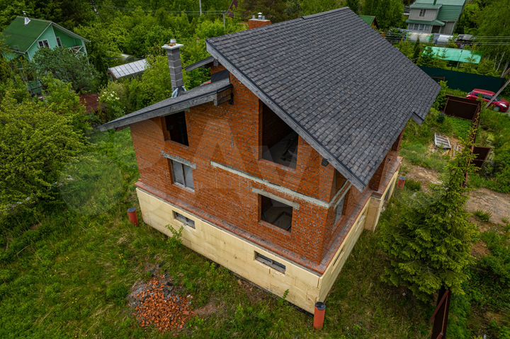 Дом 264 м² на участке 9 сот.