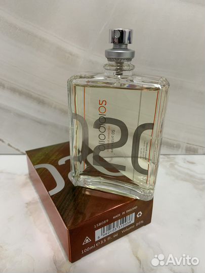 Escentric 02 Escentric Molecules