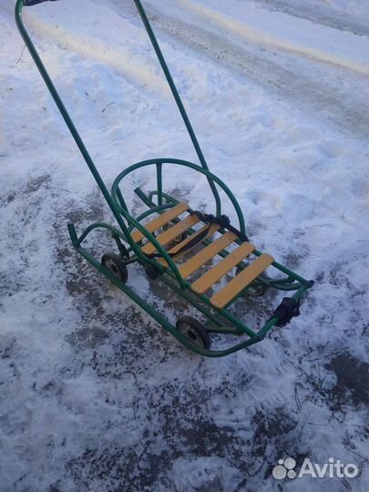 Детские санки на колесах