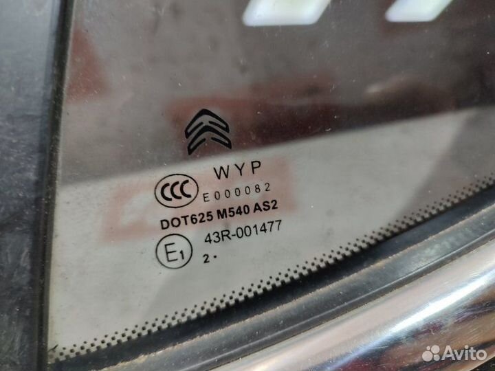 Стекло двери заднее левое Citroen C4 седан EC5