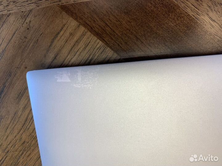 Ноутбук Dell XPS 15 9550 i7