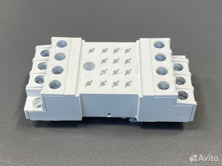 Relpol GZ14U-01 592027 цоколь, новый, 4 шт