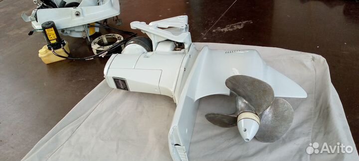 Батарея tesla с мотором 450 л.с. на катер