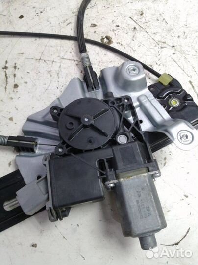 Стеклоподъемник передний левый Opel Astra J