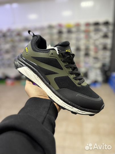 Кроссовки sprandi