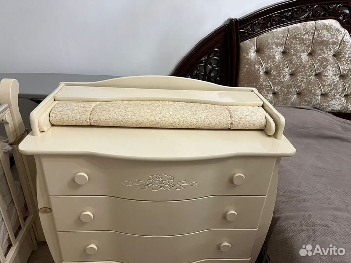 Пеленальный комод