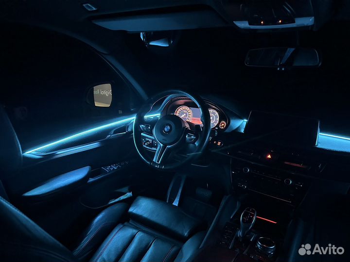 Контурная ambient подсветка салона