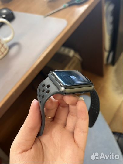 Часы apple watch 3 42mm nike