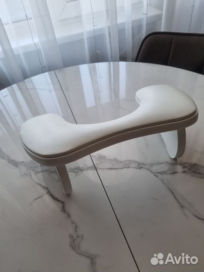 Подставка для рук маникюрная