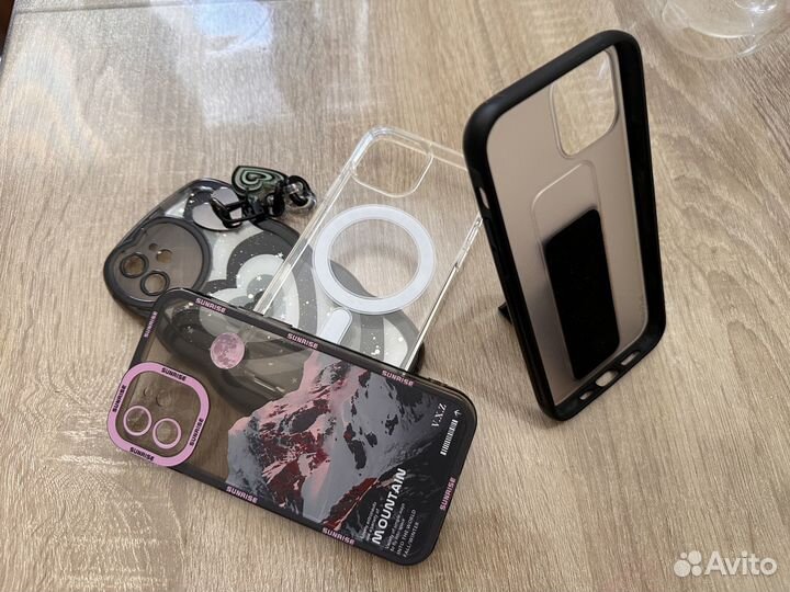 Чехол на iPhone 12