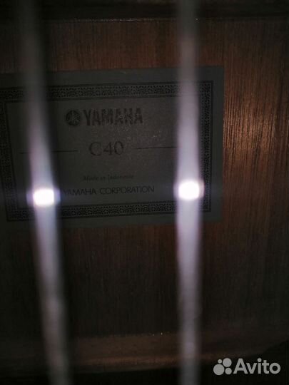 Классическая гитара yamaha c40