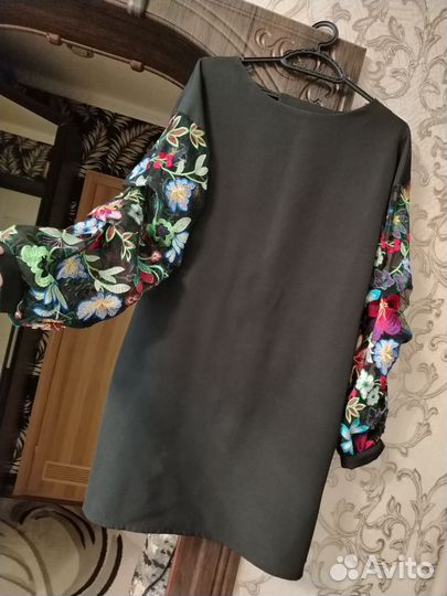 Платье женское