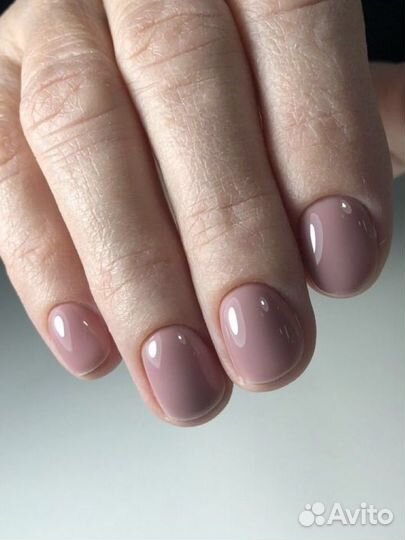 Маникюр и педикюр