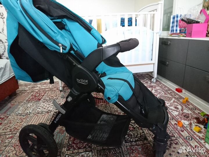 Прогулочная коляска Britax B-motion Lagoon green