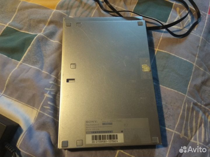 Sony PS2 с двумя геймпадами slim