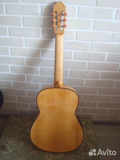 Гитара классическая мастеровая,чаранго