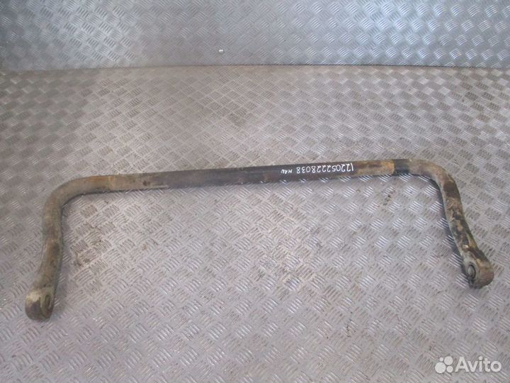 Стабилизатор переднего моста MAN 81437156074