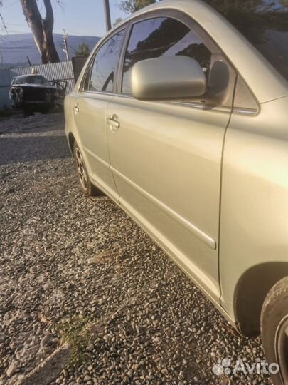 Запчасти toyota avensis