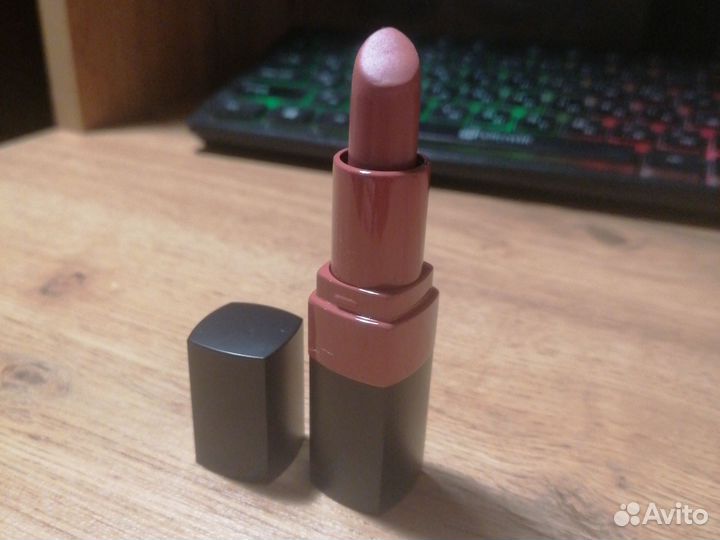 Bobbi Brown помада