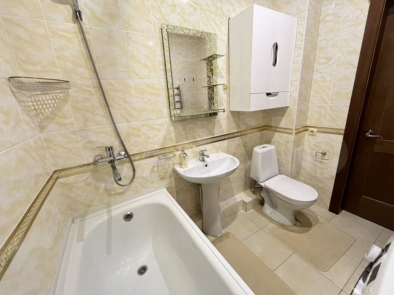 1-к. квартира, 38 м², 3/5 эт.