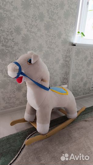 Детская лошадка качалка