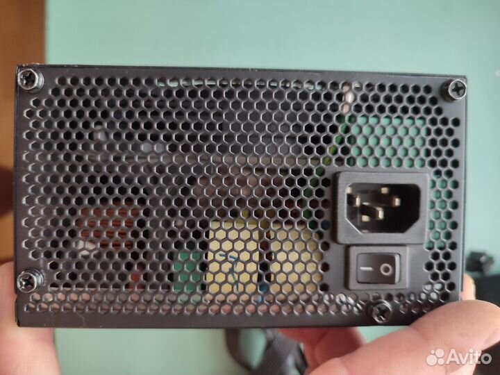 Блок питания cooler master gold на 750w