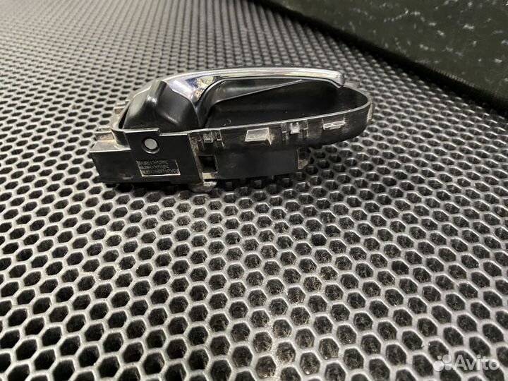 Ручка двери внутренняя правая Nissan almera g15