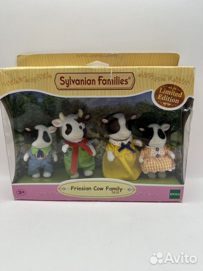 Sylvanian Families Набор «Семья Коров» (5618)