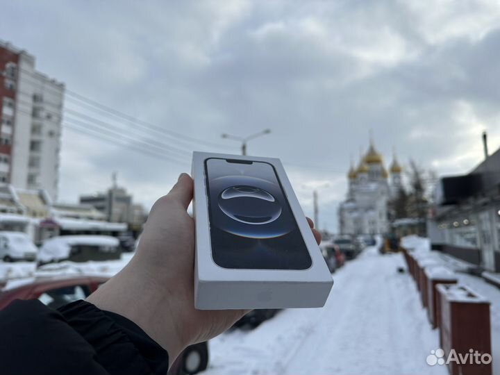 iPhone 16e, 128 ГБ