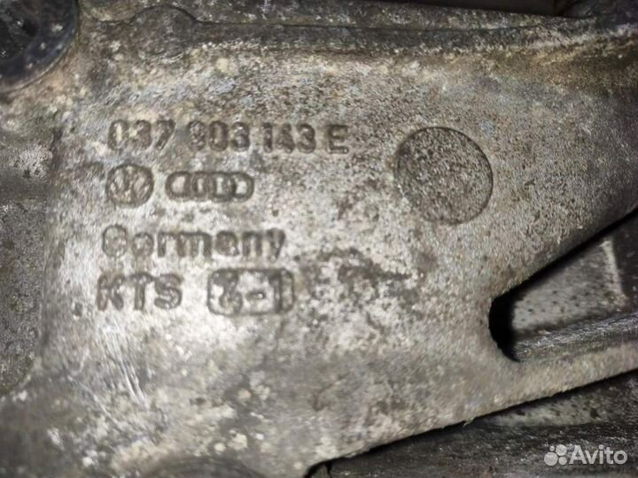 Кронштейн генератора Volkswagen Golf III/Vento 199