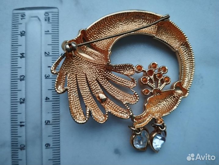 Брошь лебедь немецкая винтажная бижутерия