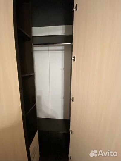 Шкафы для одежды