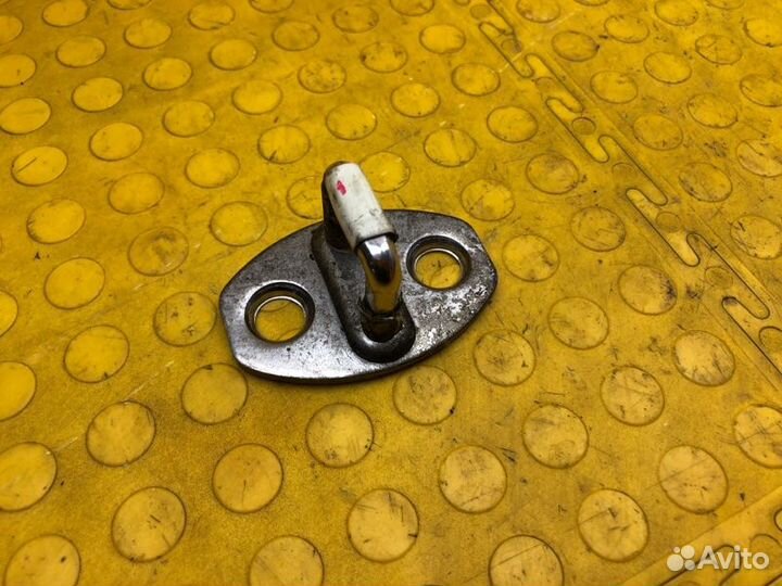 Ответная часть замка двери Skoda Kodiaq dbgc (DBG