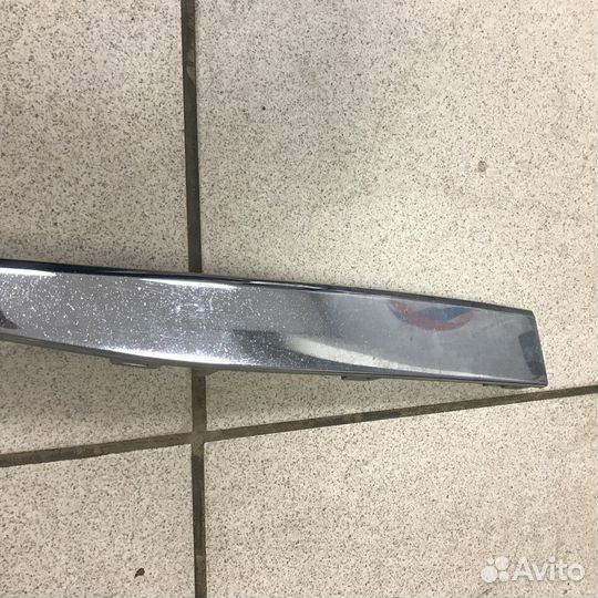 Молдинг решетки радиатора Suzuki grand vitara II