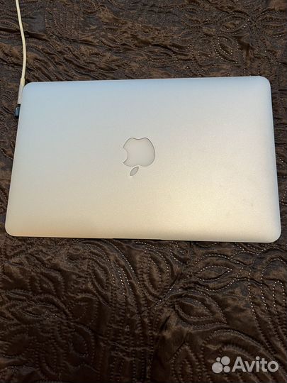 Apple MacBook Air 11
