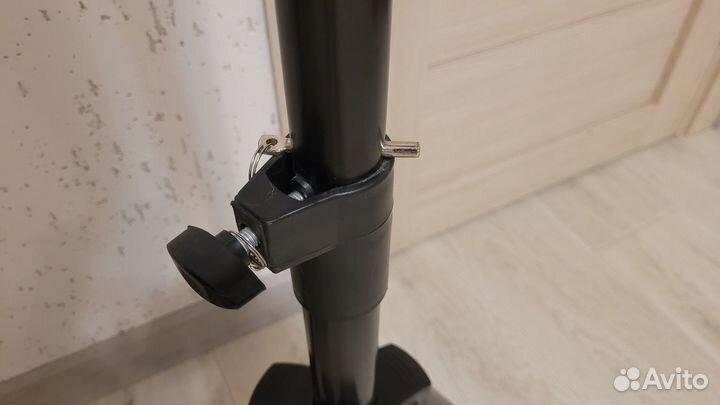 Стойки для акустики 63-120см