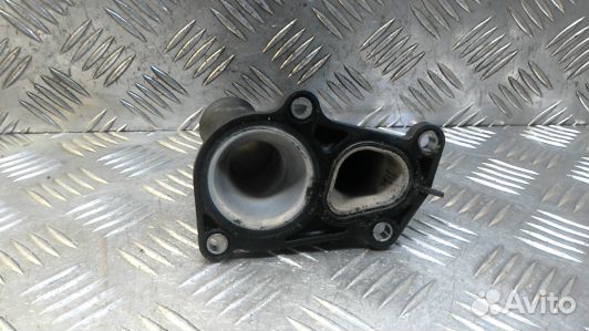 Корпус термостата бензиновый ford focus 2 (83X15B5