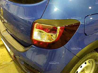 Накладки на задние фонари Renault Sandero Stepway