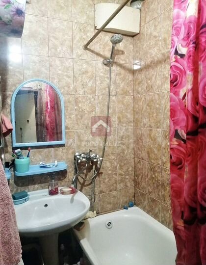 2-к. квартира, 42 м², 1/5 эт.